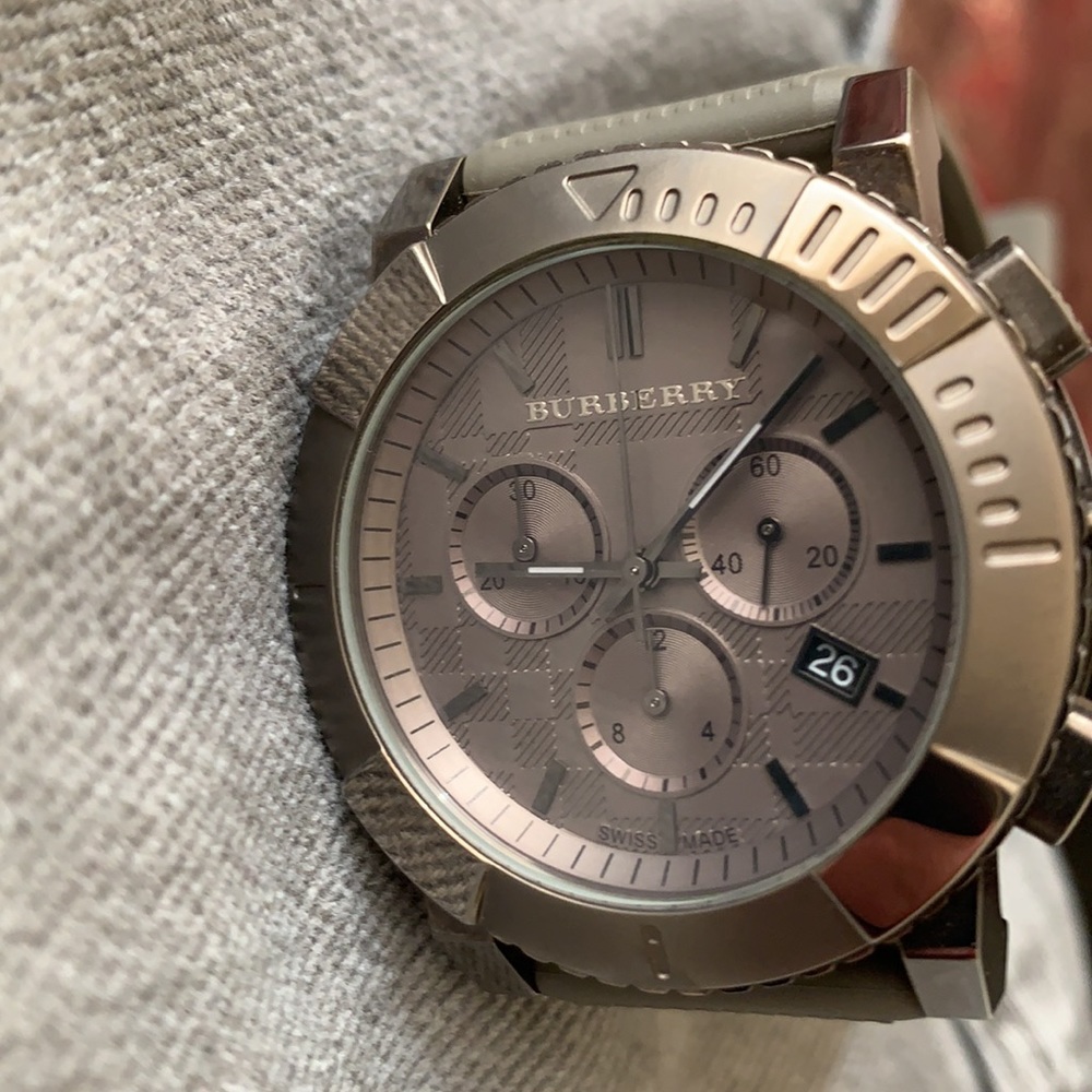 BURBERRY Watch, Trench Chrono. GRY/GRY